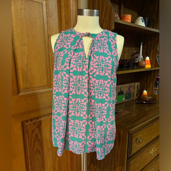 Peach Love California Pink Green Blouse Sleeveless - Picture 1 of 4